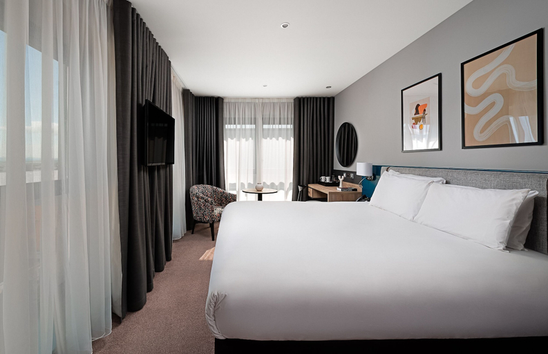 Bedroom 2, The George Limerick Hotel
