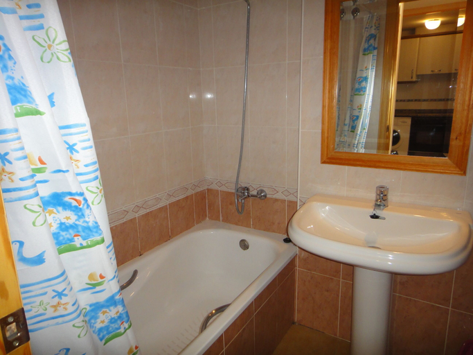 Bathroom, Apartamentos Edison-46, Castellón
