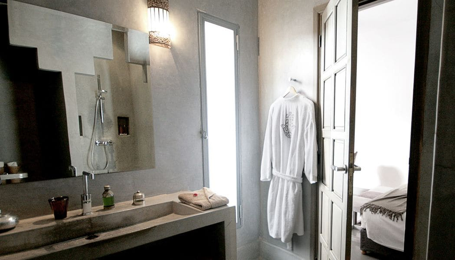 Bathroom 5, Riad Dar More, Marrakech