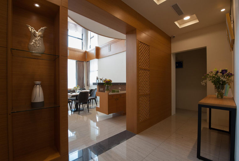 Others 5, Eight story manor, Nantou