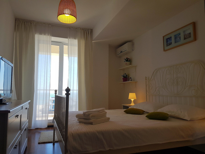 Bedroom 2, Apartment Summerland Mamaia, Constanta
