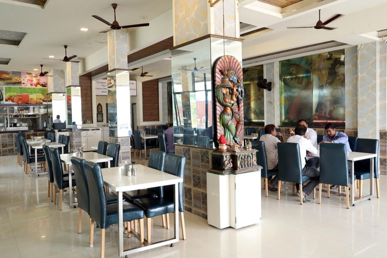 Food & Drinks 5, Hotel Krushna Express Inn, Thane