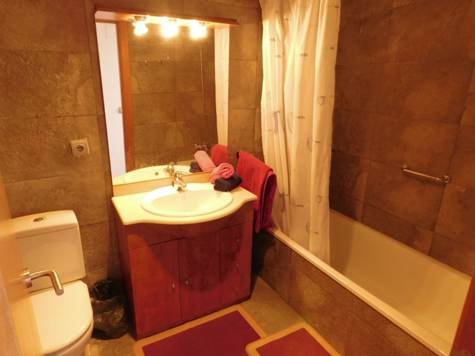 Bathroom, Apartamento Muga - A188, Girona