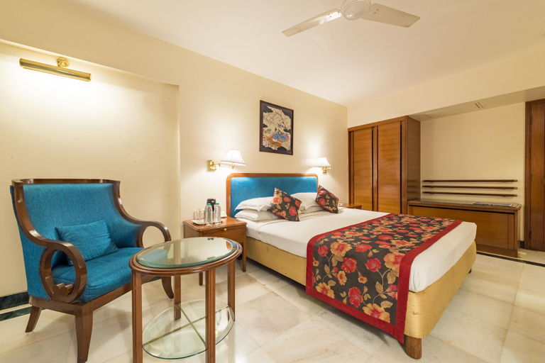 Bedroom 3, Hotel Parle International, Mumbai Suburban