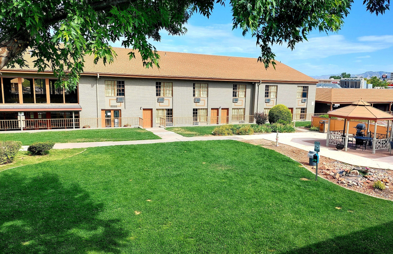 Exterior & Views 2, Ville 718, Mesa