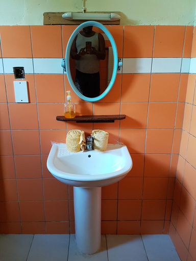 Bathroom 3, Kivuli Villas, Msambweni