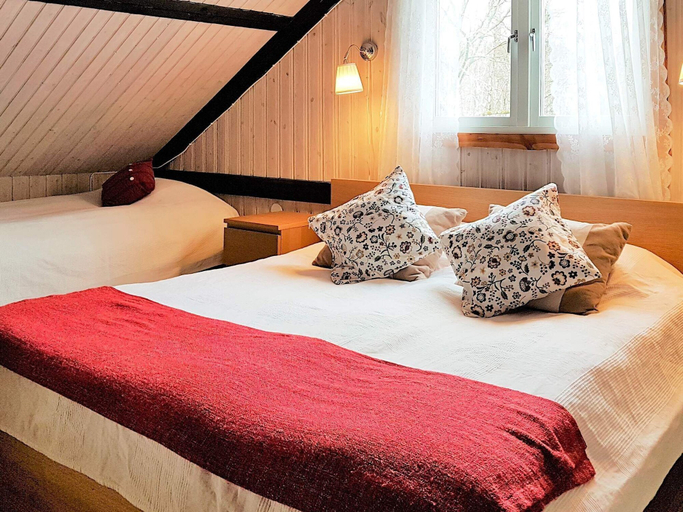 Bedroom 4, 5 Person Holiday Home in Lilla Edet, Lilla Edet