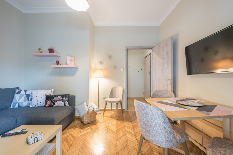 Others 5, Supreme Suite with balcony by Cloudkeys, Attica