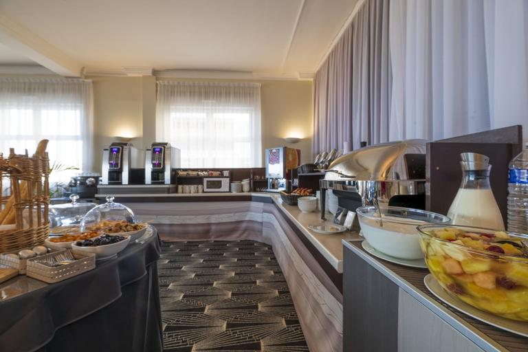 Food & Drinks 5, CERISE Royan - Le Grand Hôtel de la Plage, Charente-Maritime