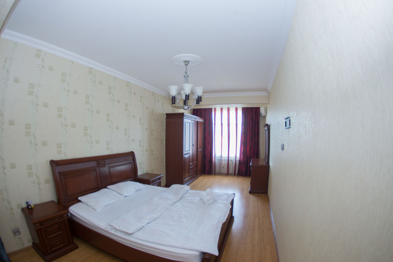 Bedroom 2, Bakuvi Tourist Apartment B092, Baku