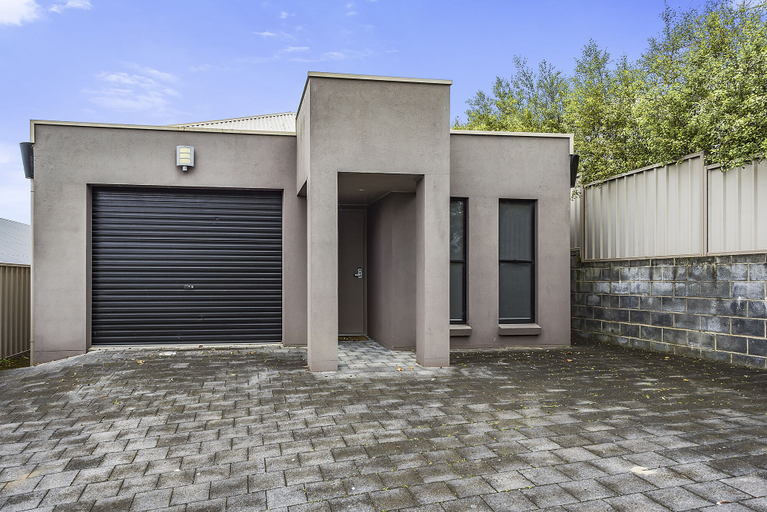 Exterior & Views 2, MG Delux Apartment, Mount Gambier