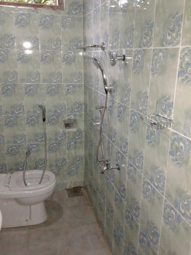 Bathroom 2, Green leaf cabanas, Tangalle