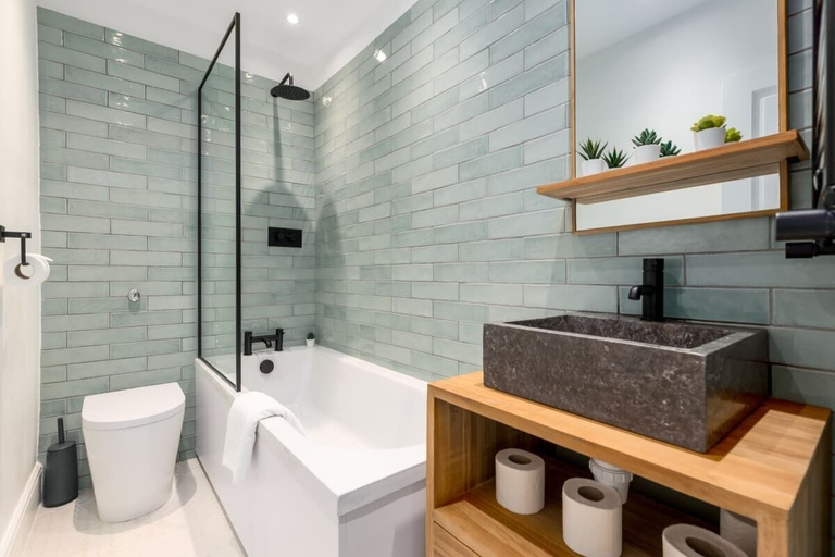 Bathroom, The Victorian House - Enticing 3bdr House With Garden, Oxfordshire
