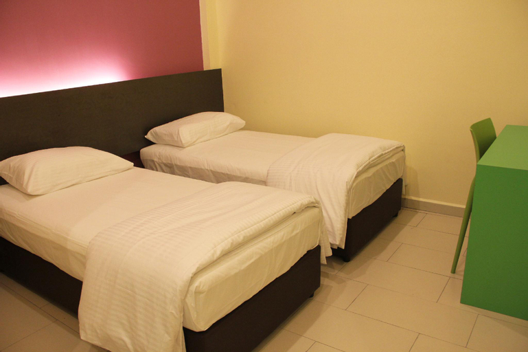 Bedroom 27