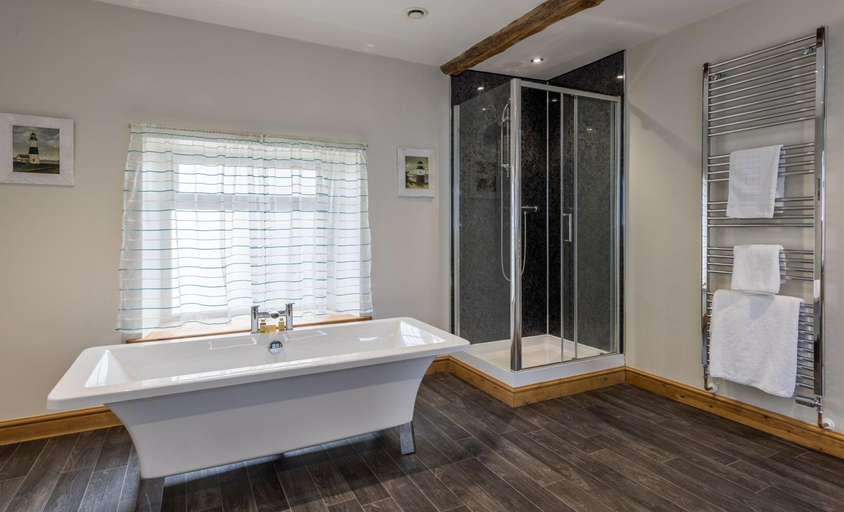 Bathroom 3, The Inn at Ravenglass, Cumbria