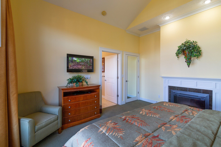 Bedroom 2, Massanutten's Regal Vistas by Tripforth, Rockingham