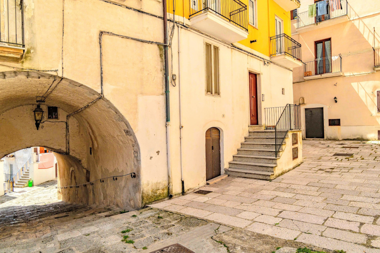 Exterior 4, Appartamento con vista panoramica - Mikha'el Apartment, Foggia
