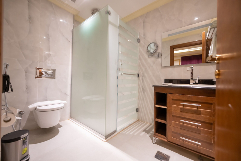 Bathroom 5, WA hotel, Jeddah