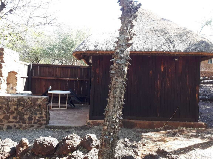 Exterior & Views 2, Thabankwe Bushveld Inn, Waterberg