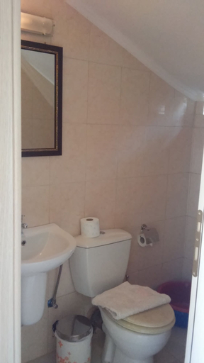 Bathroom 4, Lake Villas, Crete