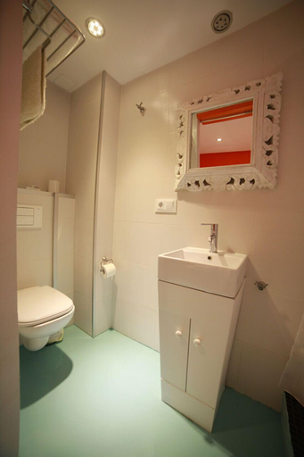 Bathroom 4, La Joyita de Tarifa, Cádiz