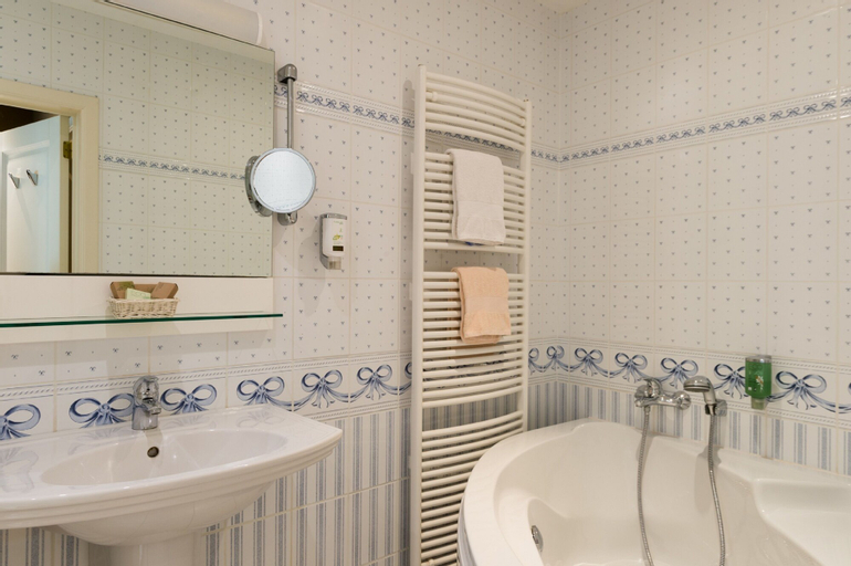 Bedroom 5, Moulin de Daverdisse, Luxembourg