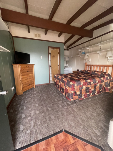 Bedroom 4, OLDE MILL INN OF CLARKSTON, Oakland