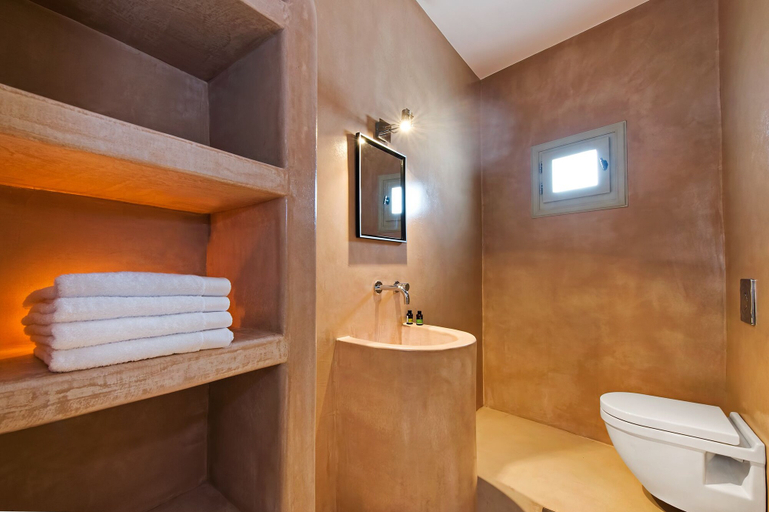 Bathroom 3, Pyrgos Terrace House, South Aegean