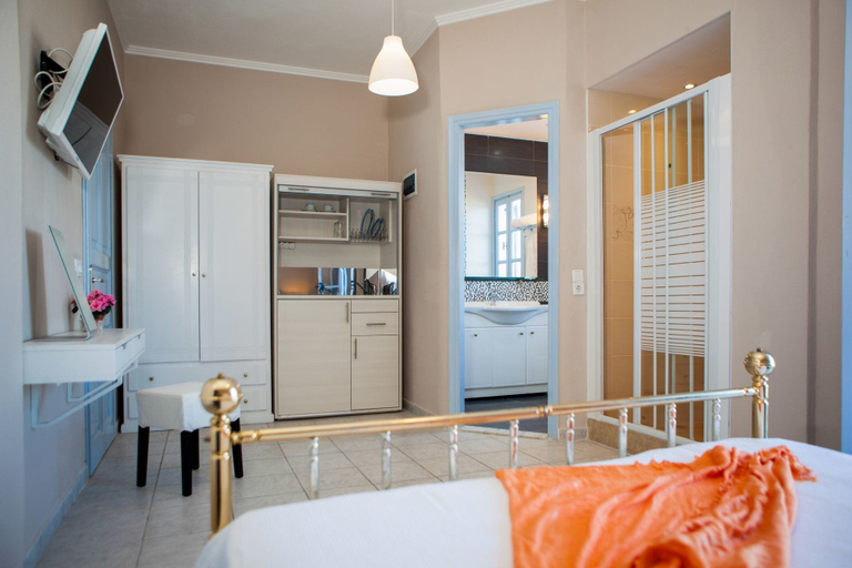Bedroom 5, Luna Rossa, South Aegean