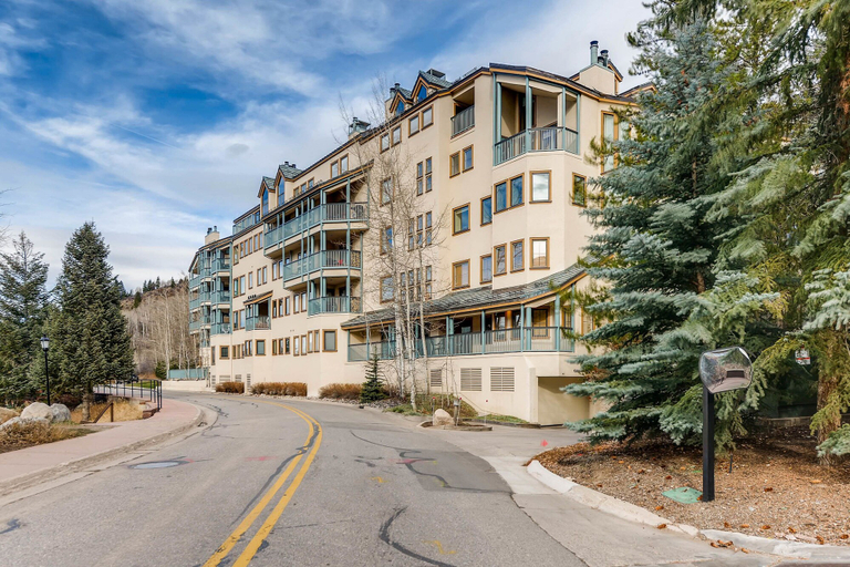 Exterior & Views 2, Centennial 2 Bedroom Condo Unit no. 7, Eagle