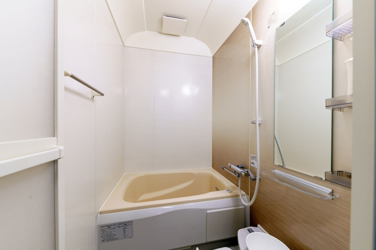 Bathroom, Yadoya Chigusa Cho, Taitō