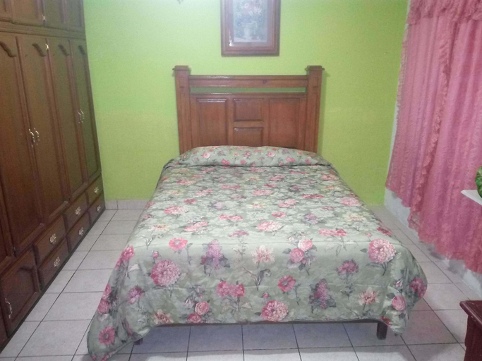 Bedroom 1, Casa Paola, Saucillo