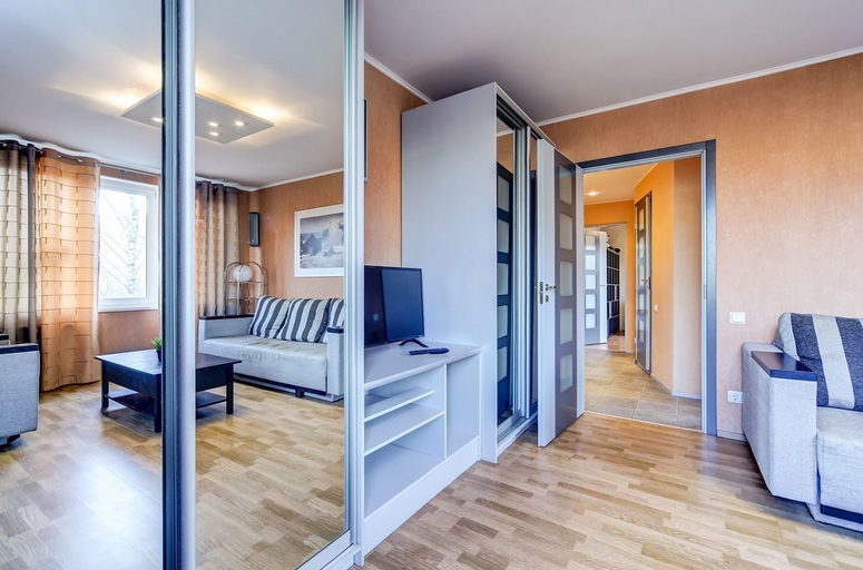 Others 4, AG Apartment Bolshevikov 5, Sankt-Peterburg gorsovet