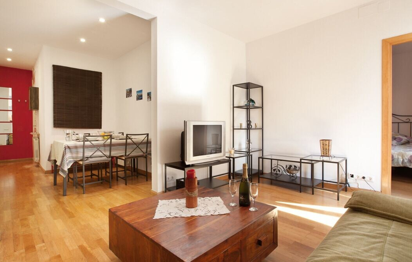 Others 5, Beautiful Apartment Sagrada Familia, Barcelona