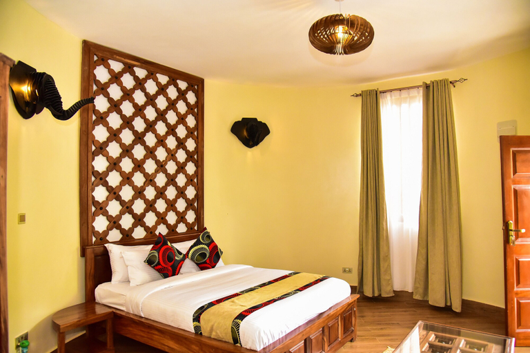 Bedroom 2, Forest Park Resort, Busiiro