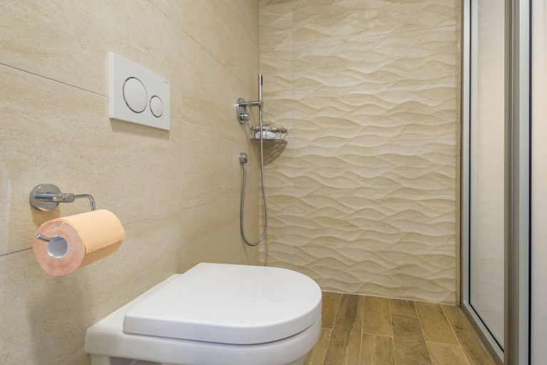 Bathroom 3, Apartments & Rooms Dujam, Split