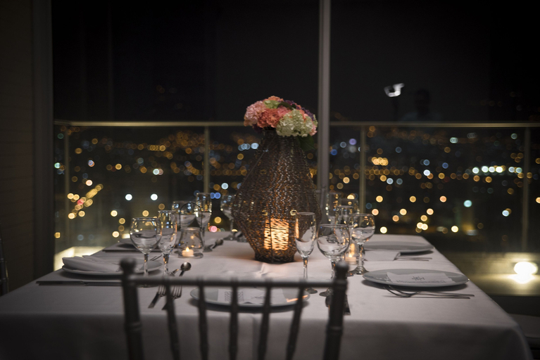 Food & Drinks 5, V Grand Hotel, a member of Radisson Individuals, Medellín