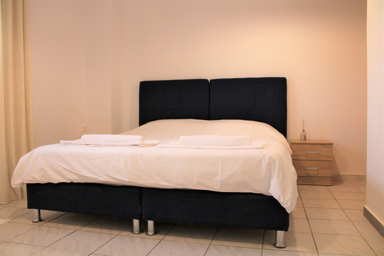 Bedroom 5, "kalamaki Plaza Apartments 'kalimera'", Ionian Islands