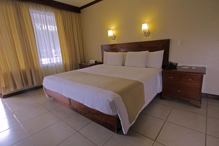 Bedroom 4, Hotel San Antonio, Tampico