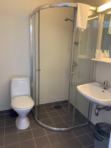 Bathroom 3, Trudvang Apartment Hotel, Åmot