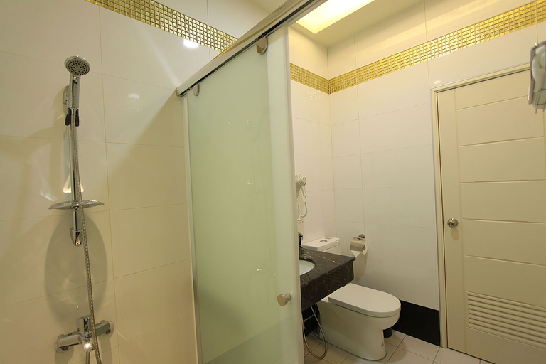 Bathroom 4, Bravo Lijing, Hualien