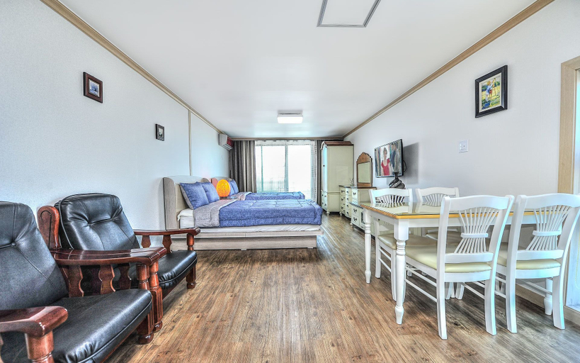 Bedroom 2, Sokcho Esher House Pension, Sokcho