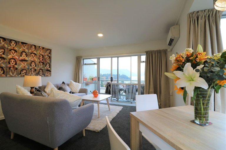 Others 4, Central City Apartment, Parking, Bay Views, Queenstown-Lakes