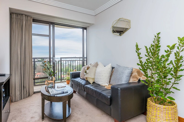 Others 5, Central 2 Bedroom with Free Parking, Waitakere