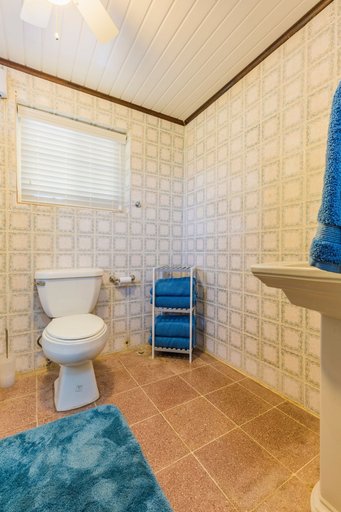 Bathroom 3, Old Aloe House