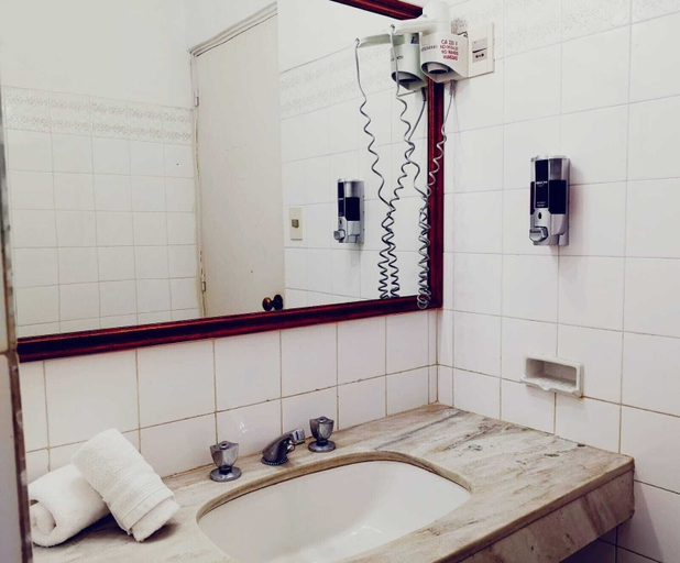 Bathroom 4, Los Pinos Punta Del Este, n.a351