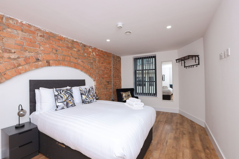 Bedroom 2, Wood Street Apartments, Sefton