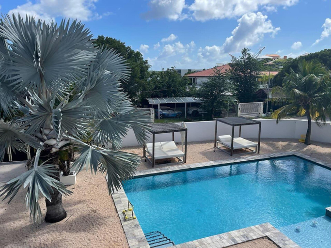 Sport & Beauty 4, Luxury 4 bed Villa - Private Pool - Sleeps 8