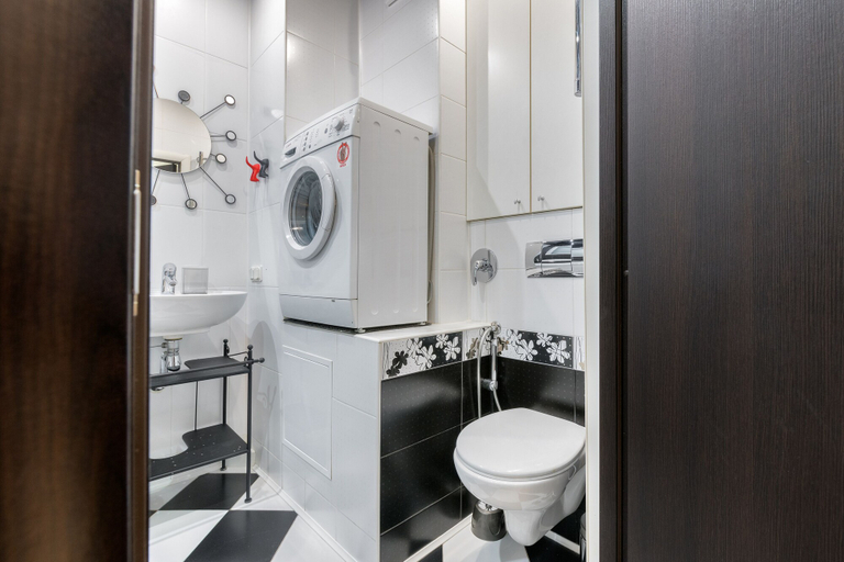 Bathroom 2, One Bedroom near Gazprom Arena, UEFA 2022, Sankt-Peterburg gorsovet