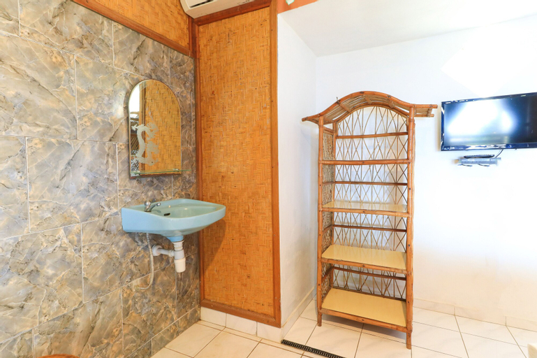 Bathroom 6